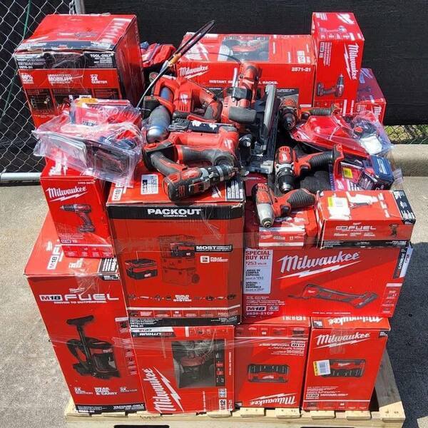 Milwaukee Tool Pallet - Image 4