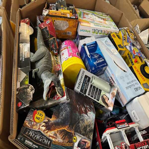 KITCHEN APPLIANCES & ELECTRONICS LIQUIDATION - Image 11